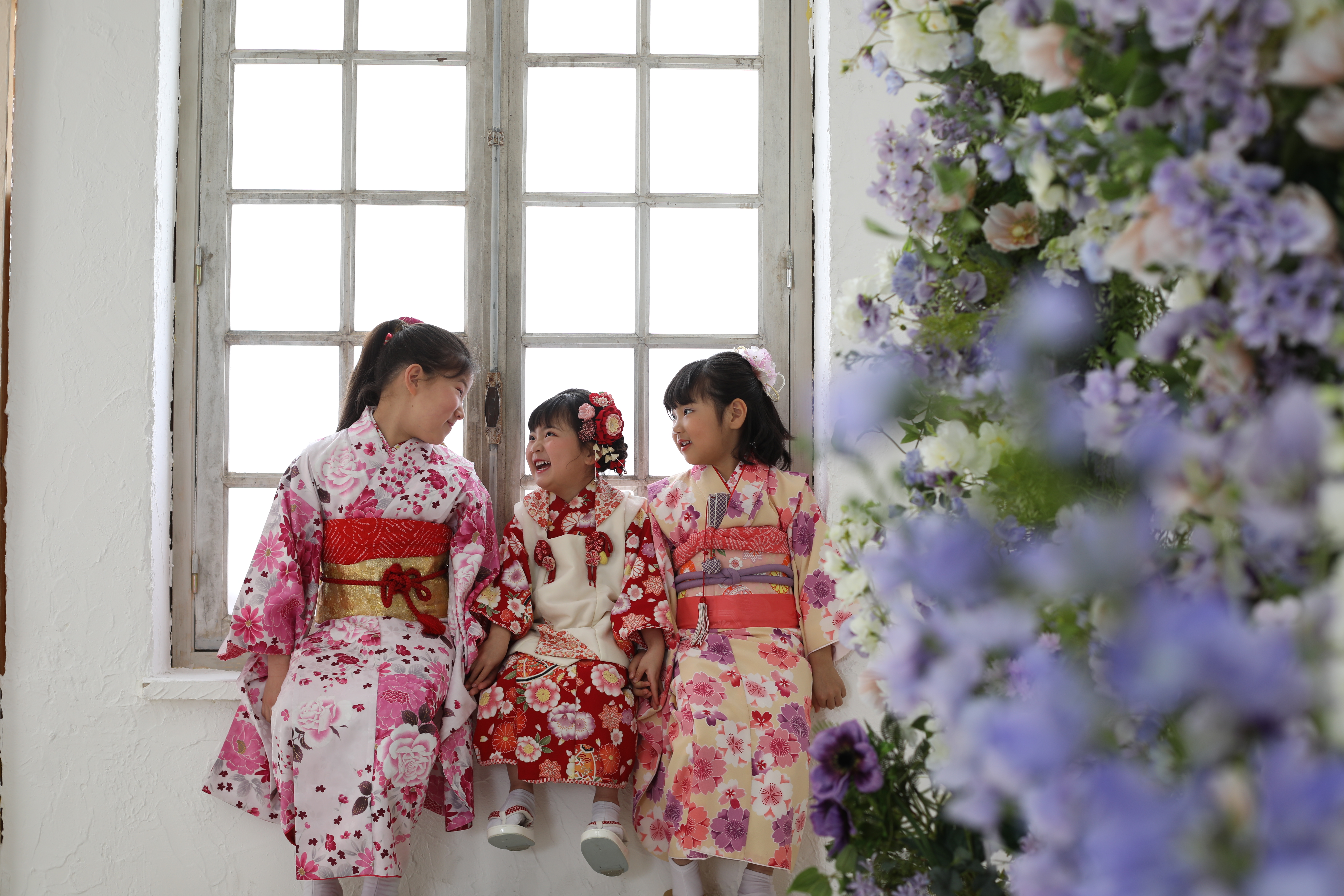 3人の着物を着たきょうだい写真